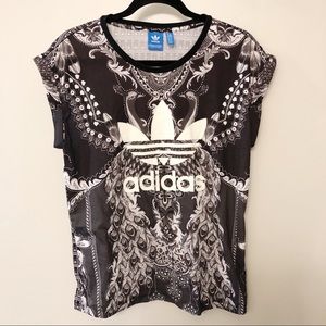 💎Adidas Graphic Peacock Tee With Large Logo